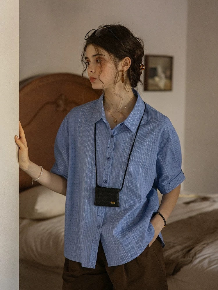 blue jacquard striped loose flanged striped short-sleeve shirt