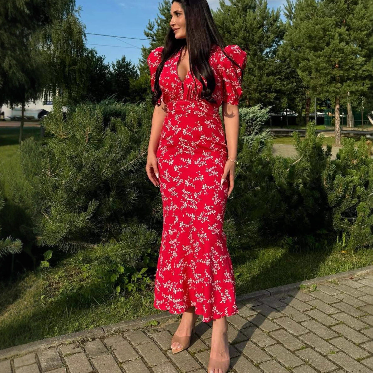 red Puff-sleeved floral print fitted dress