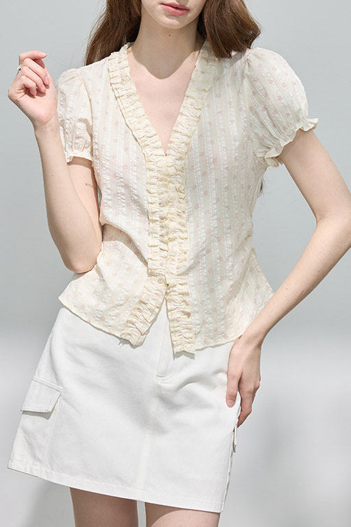 V-neck floral print shirt with ruffled trim and puff sleeves