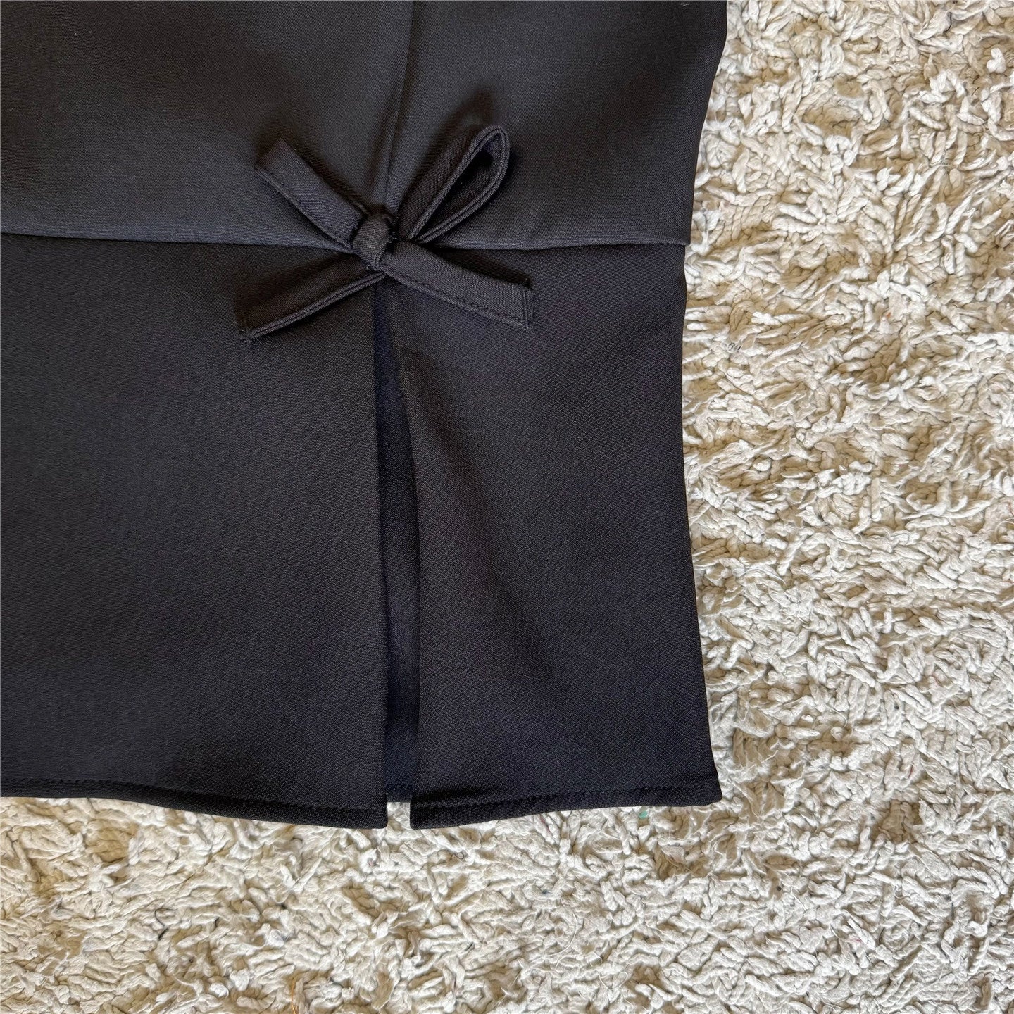 bow pressed pleats layered cropped suspenders