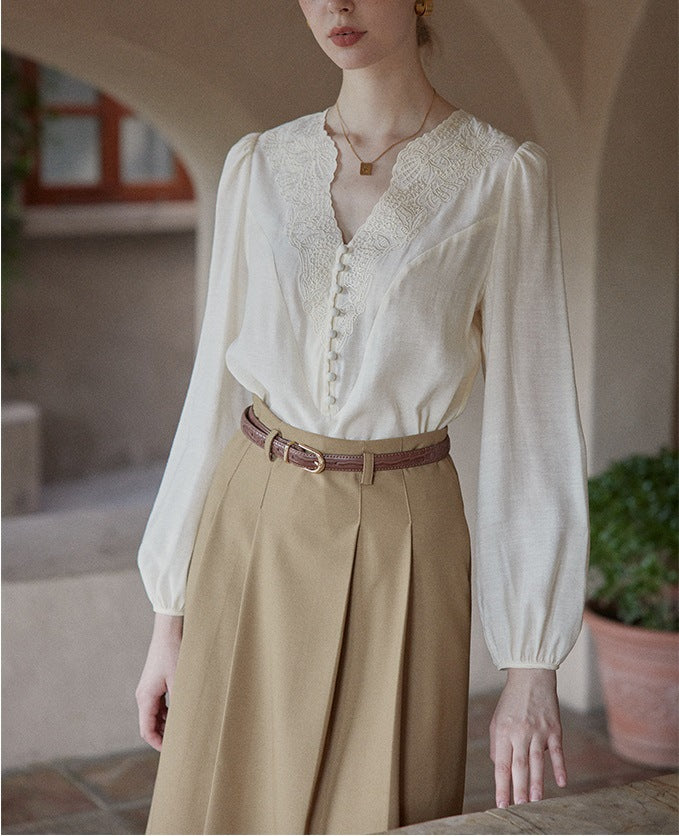 French retro embroidered V-neck shirt