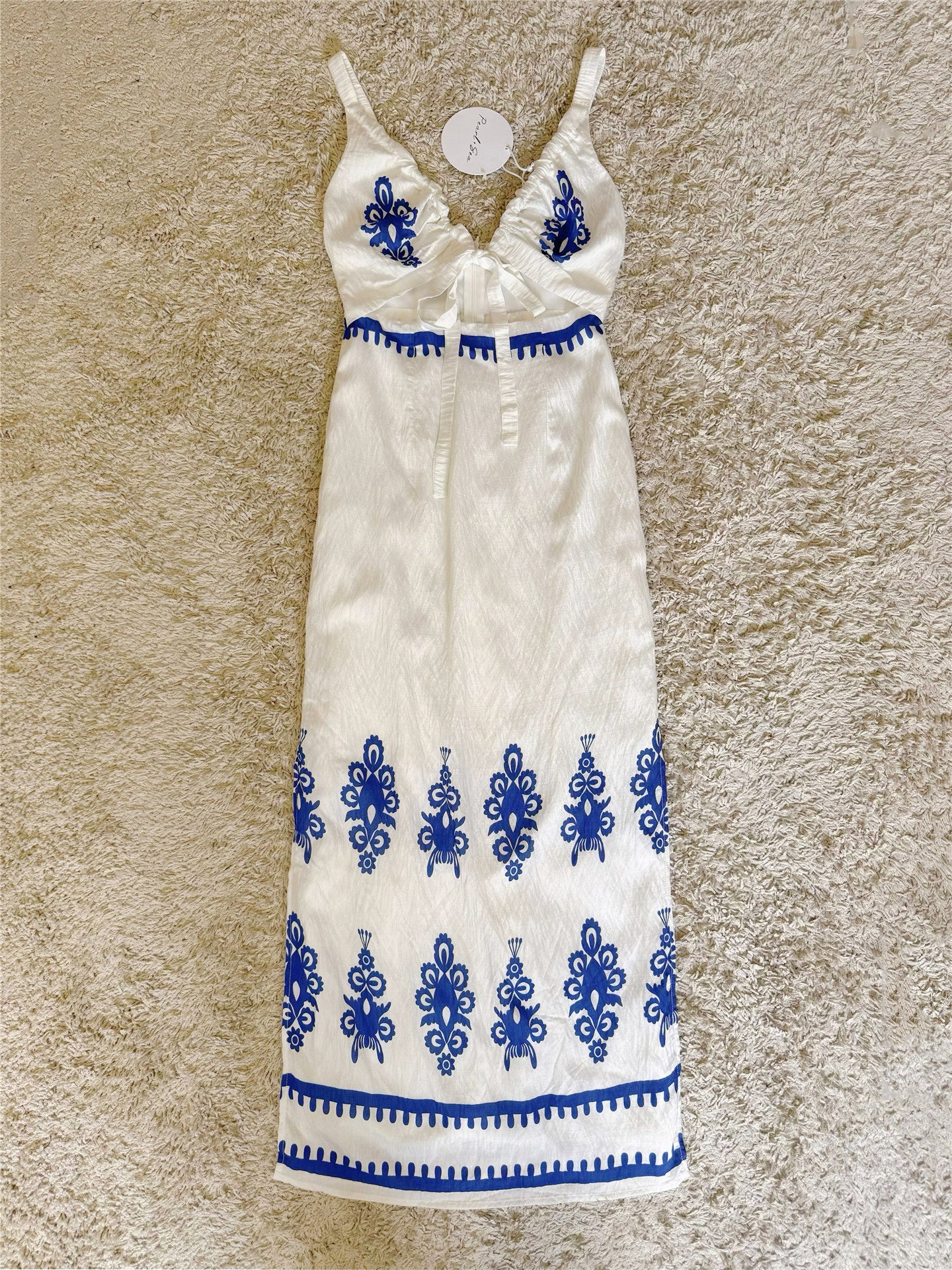 blue-and-white porcelain printed V-neck lace-up side slit dress
