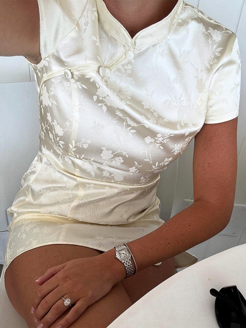 button stand-up collar mini dress