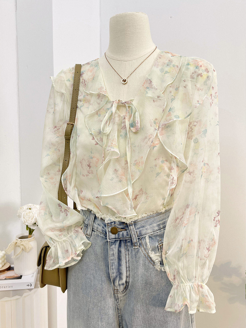 Chiffon V-neck floral bell sleeve blouse