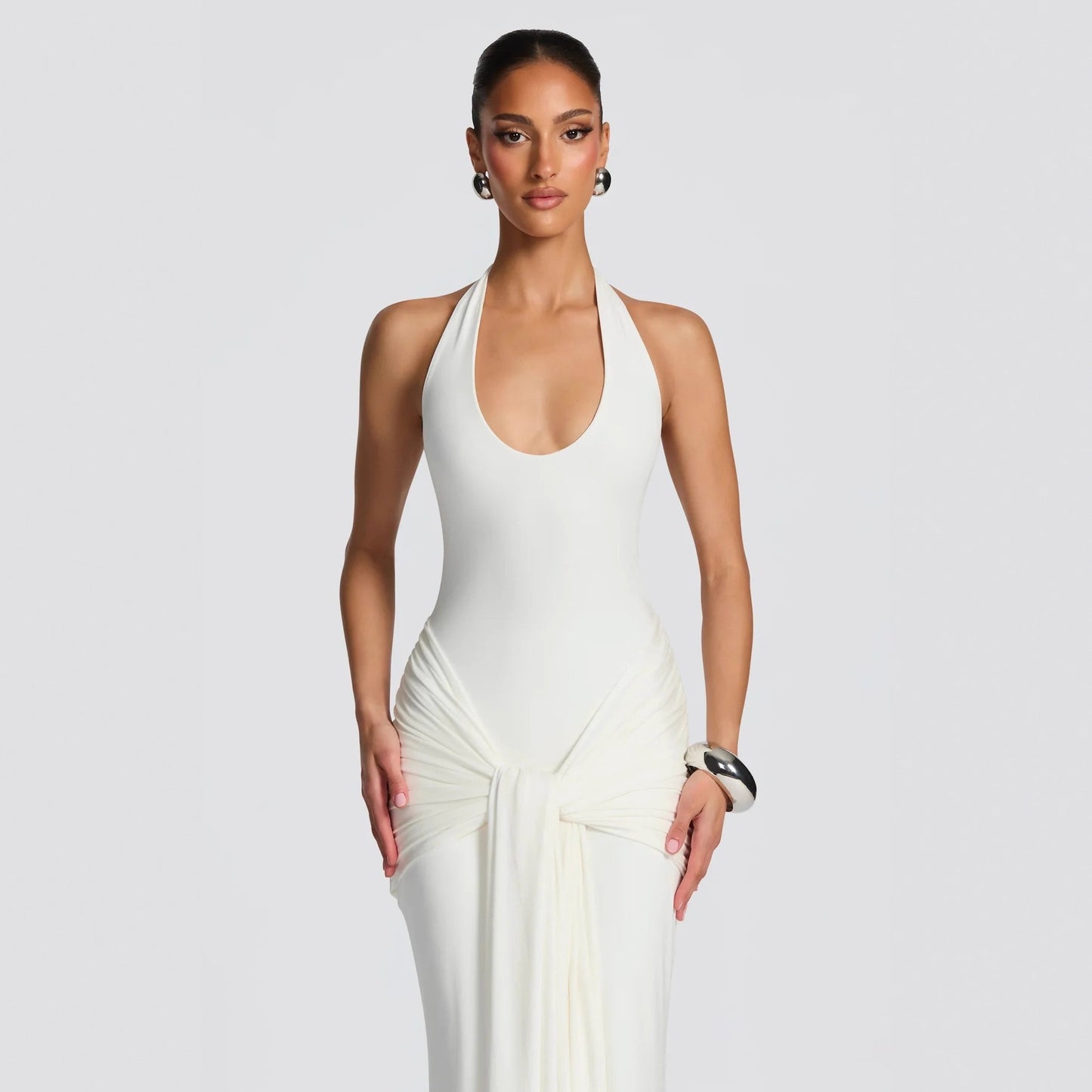 white streamer splicing suspender halterneck dress
