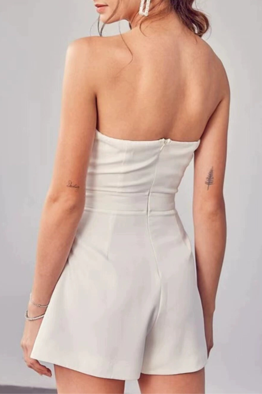 white V-neck herring bone bandeau one-piece shorts