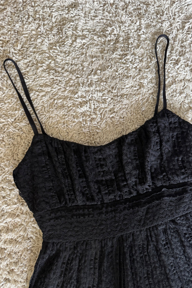 BLACK LACE RUFFLED CINCHED WAIST SLIP DRESS