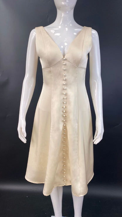 lily V-neck fitted waist midi dress