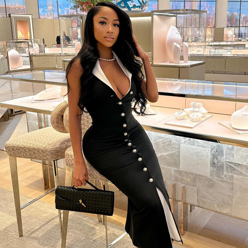 A Color-Blocking Slimming Button Dress