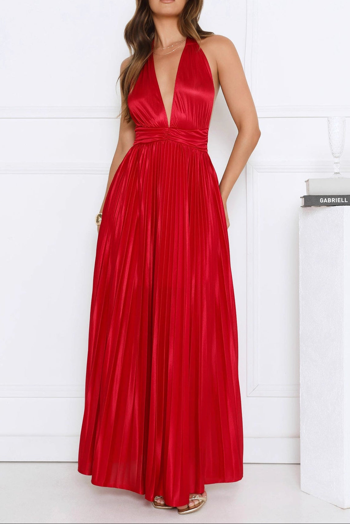red one-shoulder pleated long dress