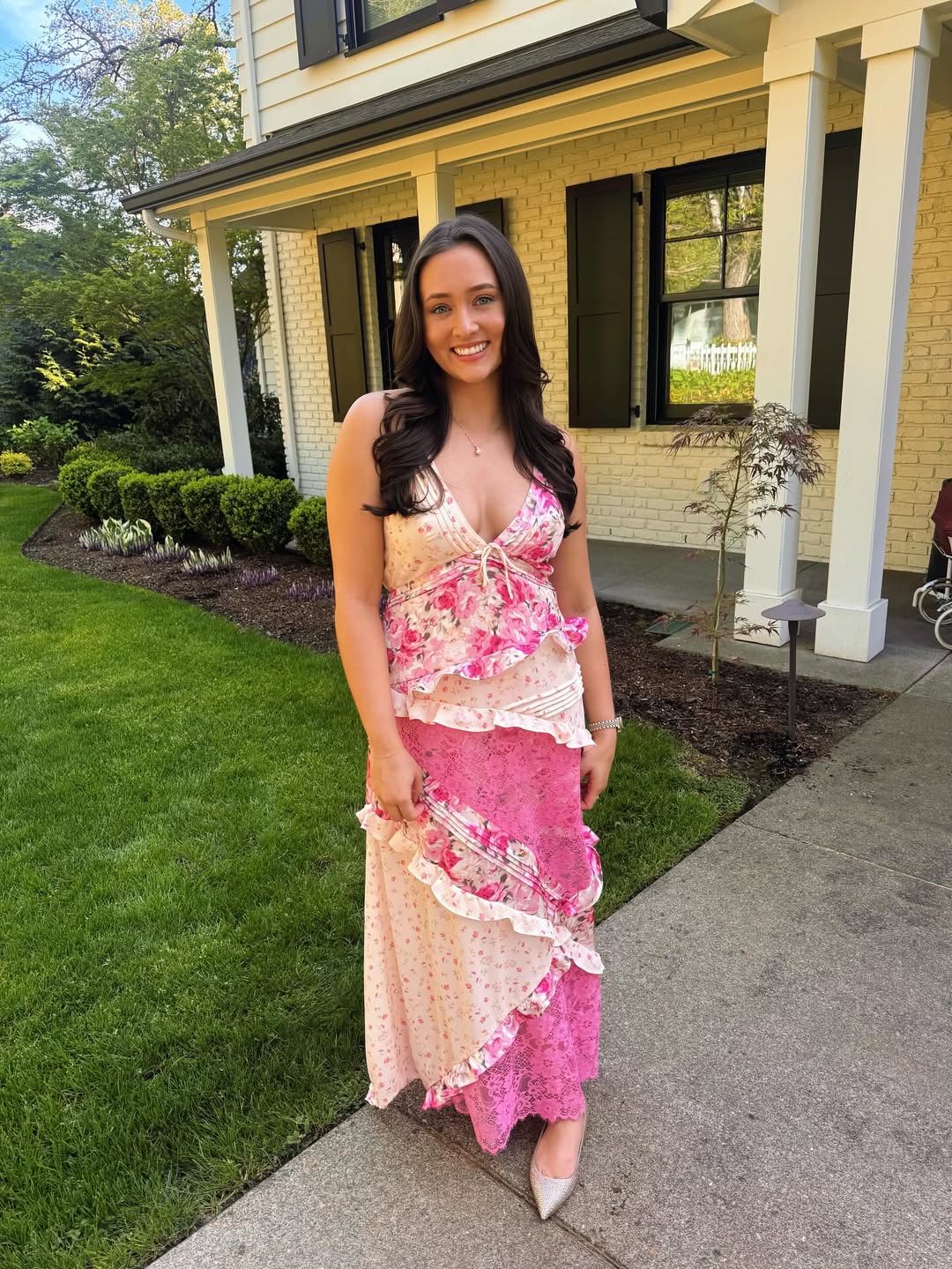 Hollow-out deep V-neck ruffled floral backless maxi dress