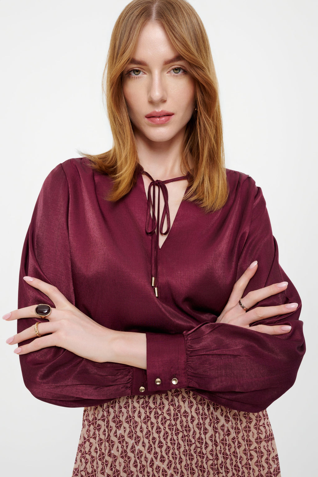 Viscose blouse in burgundy